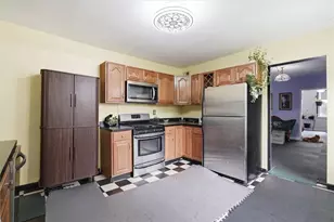 1920 Harcum Wy, Pittsburgh, PA 15203 - Photo 13