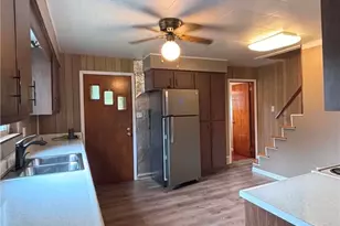 134 Grant St, Perry Township, PA 15473 - Photo 7