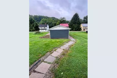 134 Grant St, Perry Township, PA 15473 - Photo 19