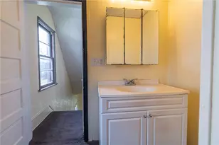 768 Baldwin Ave, Sharon, PA 16146 - Photo 17