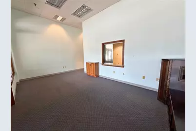 120 S Broad, Grove City Boro, PA 16127 - Photo 3