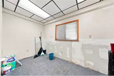 521 West Newton Street, Greensburg, PA 15601 - Photo 3