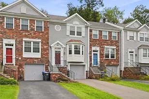 264 Clearbrook Ct, Cranberry Township, PA 16066 - Photo 3