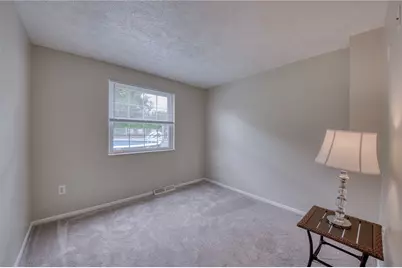 2833 Dolores Dr, South Park, PA 15129 - Photo 9