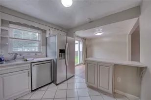 2833 Dolores Dr, South Park, PA 15129 - Photo 7