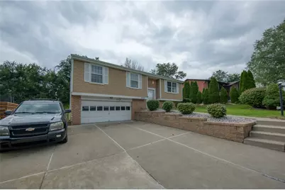 2833 Dolores Dr, South Park, PA 15129 - Photo 3