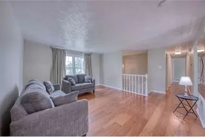 2833 Dolores Dr, South Park, PA 15129 - Photo 19