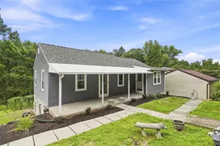 646 Camp Meeting Rd, Leet Township, PA 15143 - Photo 1