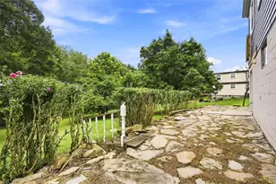 646 Camp Meeting Rd, Leet Township, PA 15143 - Photo 15