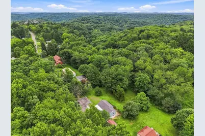 646 Camp Meeting Rd, Leet Township, PA 15143 - Photo 49
