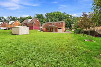 246 Northmont Dr, Pittsburgh, PA 15147 - Photo 25