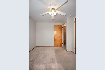 3791 Cynthia Dr, Pittsburgh, PA 15227 - Photo 13