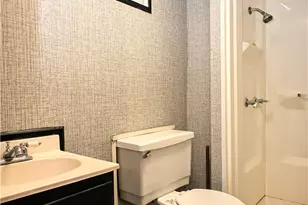 3791 Cynthia Dr, Pittsburgh, PA 15227 - Photo 17