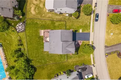 2087 Majestic Dr, North Strabane, PA 15317 - Photo 5