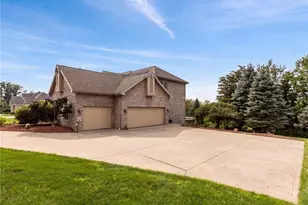1002 Kings Ct, Level Green, PA 15085 - Photo 41
