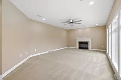 1002 Kings Ct, Level Green, PA 15085 - Photo 13