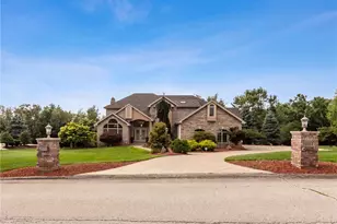 1002 Kings Ct, Level Green, PA 15085 - Photo 3