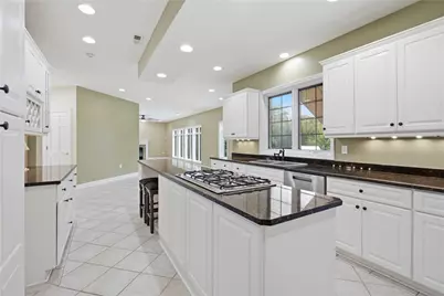 1002 Kings Ct, Level Green, PA 15085 - Photo 17