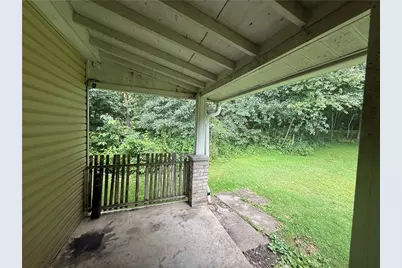 823 Robb Rd, Saint Clair Township, PA 15944 - Photo 13