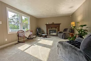 5951 Dalmation Dr, Bethel Park, PA 15102 - Photo 7