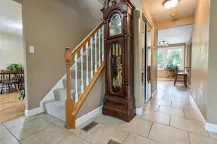 5951 Dalmation Dr, Bethel Park, PA 15102 - Photo 5