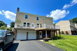 5951 Dalmation Dr, Bethel Park, PA 15102 - Photo 3