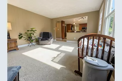 5951 Dalmation Dr, Bethel Park, PA 15102 - Photo 9