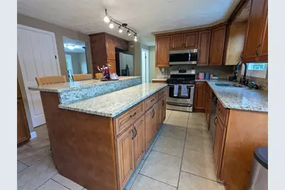5951 Dalmation Dr, Bethel Park, PA 15102 - Photo 15