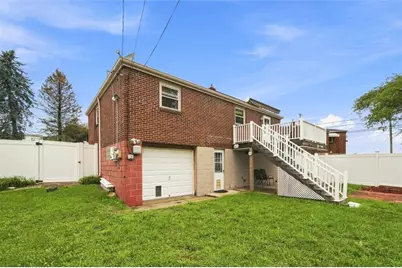 109 Livingston Rd, West Mifflin, PA 15122 - Photo 29