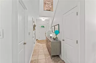 1320 Maplewood Cir, South Strabane, PA 15301 - Photo 3