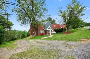 1826 Borland Rd, Scott Township, PA 15243 - Photo 23