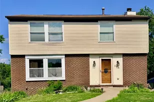 244 Rampart Blvd, Pittsburgh, PA 15068 - Photo 1