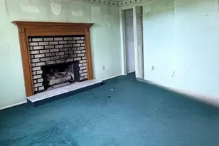 244 Rampart Blvd, Pittsburgh, PA 15068 - Photo 5