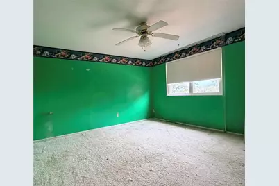 244 Rampart Blvd, Pittsburgh, PA 15068 - Photo 17