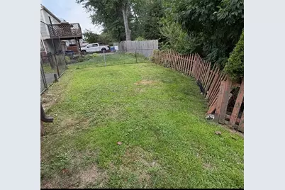 244 Rampart Blvd, Pittsburgh, PA 15068 - Photo 23