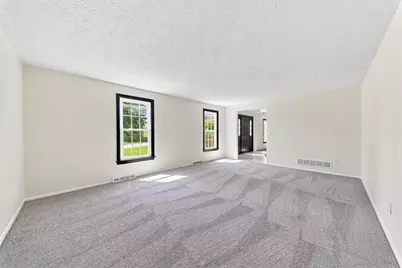 3409 Cramlington Dr, Hampton, PA 15044 - Photo 9