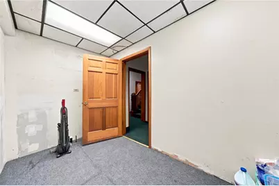 521 West Newton Street, Greensburg, PA 15601 - Photo 3