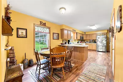 2982 Valley Road, Jefferson Township, PA 16137 - Photo 7