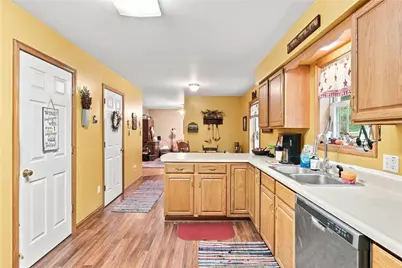 2982 Valley Road, Jefferson Township, PA 16137 - Photo 11
