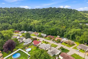 541 Arizona Dr, Lower Burrell, PA 15068 - Photo 23