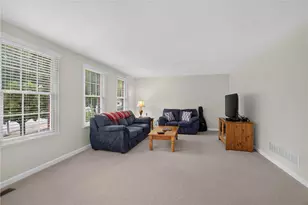 1038 Woodlawn Dr, North Strabane, PA 15317 - Photo 11