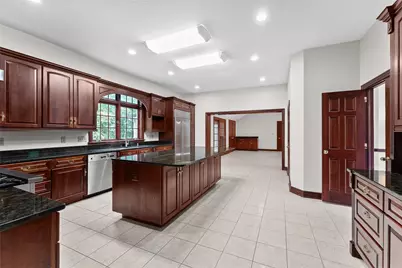 1060 Fox Chapel Road, Pittsburgh, PA 15238 - Photo 17
