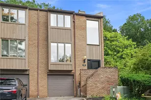 316 Elm Ct, Ross Twp, PA 15237 - Photo 3