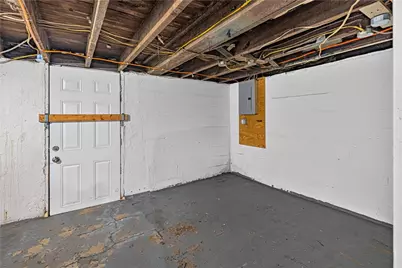 1630 Leolyn St, Pittsburgh, PA 15210 - Photo 31