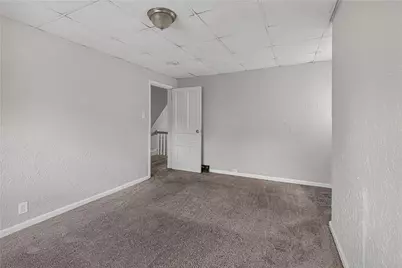 1630 Leolyn St, Pittsburgh, PA 15210 - Photo 19