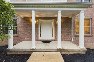1915 Markley Dr, Pittsburgh, PA 15143 - Photo 3
