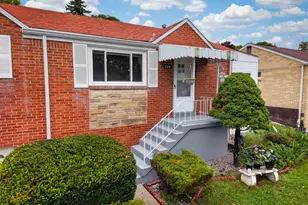 424 Lois Dr, Pittsburgh, PA 15236 - Photo 3