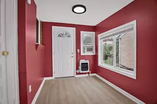 424 Lois Dr, Pittsburgh, PA 15236 - Photo 15