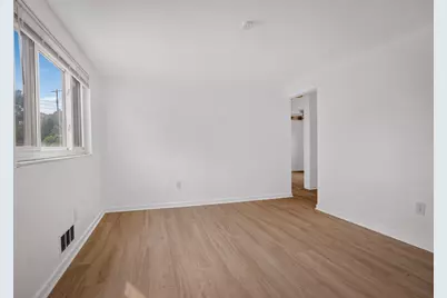 424 Lois Drive, Pittsburgh, PA 15236 - Photo 5