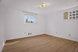 424 Lois Dr, Pittsburgh, PA 15236 - Photo 29